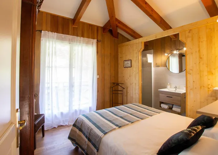 Oda ve Kahvaltı Bavella Vista 3*