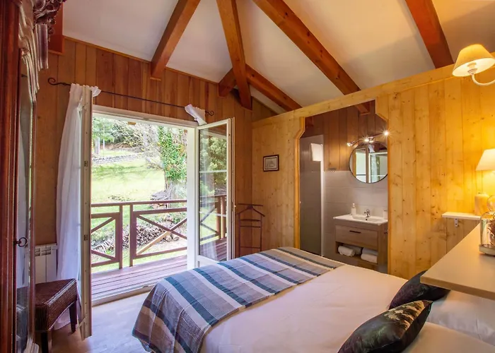 Bavella Vista Oda ve Kahvaltı 3*